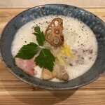 鶏そばと担々麺 一石二鶏 - 