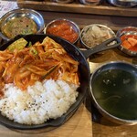 とんちゃん 新大久保別館 - 