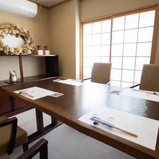 完全個室あり◆都会の喧騒を忘れさせてくれる、和の空間。貸切可