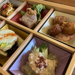 Kurori DINING - 右上から・子芋揚げ煮・くらげ胡麻ダレ