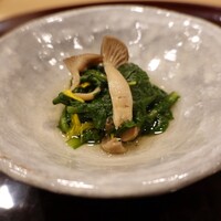 新ばし 笹田 - 春菊、しめじ、菊花のお浸し