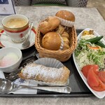 ケーニヒスクローネ カフェテリア - 