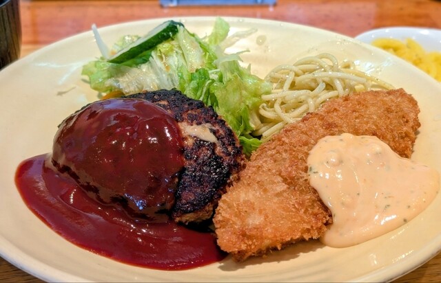 Tokura Shinborikawa Ten photo