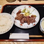 牛たん焼き仙台辺見 池袋サンシャインシティ店 - サービスランチ