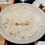 牛たん焼き仙台辺見 - これは100円増しの大盛りごはん