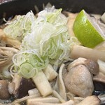 気軽な大衆居酒屋あじ平 - 牡蠣のバター醤油