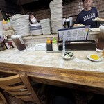 お食事 樹 - 店内カウンター