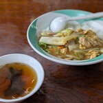 龍昌 - 料理写真:中華丼　650円