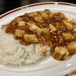 ホテルパラダイスヒルズ - 料理写真:麻婆豆腐丼　かなり辛い！　丼じゃネ〜し