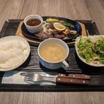 パチョ - 牛ハラミのカットステーキ