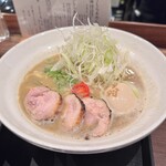 麺や いま村 - 鶏煮干しらぁめん（醤油）+白ネギ味玉　¥1,320