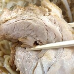 ラーメン鷹の目 - 豚