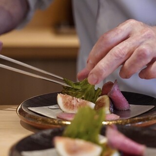 カウンターで楽しむ至高の『尾崎牛×平井牛×京料理』肉割烹