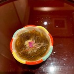 WASHOKU SUSHI ゆゆ梅田 - 地生姜とミョウガが絶妙なアクセントでした。サッパリで美味しかった。