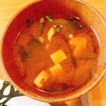 エム・ドゥエル - 赤だし味噌汁、癒されるー