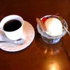 カフェレスト傍ら
