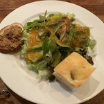 CUORE - ミニどころか山盛りなサラダ