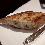 レストラン コートドール - パン（おかわりも勧めてくれます）