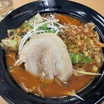 横浜ラーメン 湘家 - 料理写真:家系ラーメンを辛くしたらたぶんこうなると思った