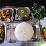 マチャプチャレ - ランチダルバート♪