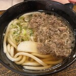 鎌倉 美水 - 肉うどん888円税込、以下内税表記、値段が末広がりで何かいい