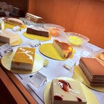 ミクニナゴヤ - 1番左奥のミルフィーユが絶品でした！