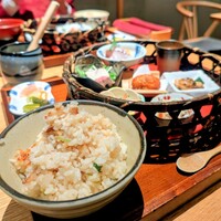 ダイナミックキッチン＆バー 響 中之島フェスティバルプラザ店 - 華膳