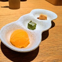 ダイナミックキッチン＆バー 響 中之島フェスティバルプラザ店 - 甘味三種盛り合わせ