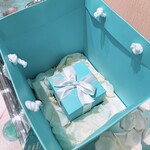 Tiffany Blue Box Café - 