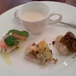 アンティカ トラットリア クロノ - スープと前菜