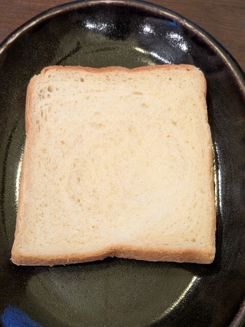 Shimbashi Bakery Nihori Ten