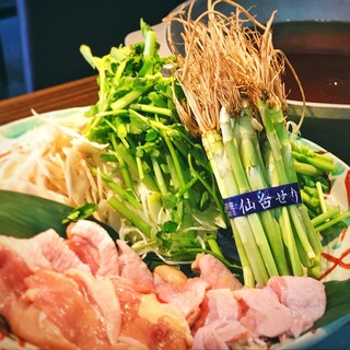 陸奥イチ押し「仙台名物セリ鍋」冬季限定の旬の味覚です☆