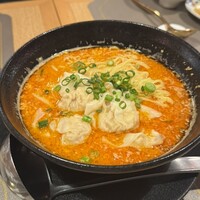 CANTON8 銀座店 - ワンタン担々麺