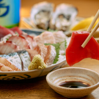 コンセプトは【日本酒と魚介】毎朝仕入れる鮮魚を様々な食べ方で