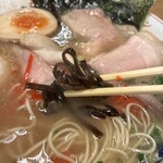 福間ラーメンろくでなし - こってり特製ラーメン キクラゲ