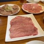 炭火焼肉市場 済州家 - 