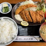 とんかつ亭有家 - 大名とんかつ(ヒレ)＋海老フライ