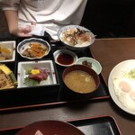 庄や - 松花堂弁当おかかご飯に目玉焼き