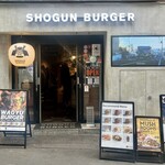 ショーグンバーガー 新宿店 - 外観