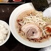 屋台とんこつらーめん めん吉 柏駅店