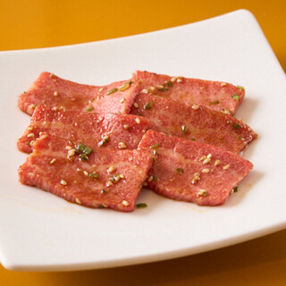 岩手が誇るA4・A5銘柄牛を焼肉で堪能！韓国伝統料理も◎