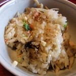 雑司が谷 寛 - ズワイガニ・まいたけ入り焚きごはん