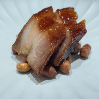 ON the TABLE CHINESE - 