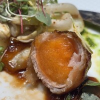 ON the TABLE CHINESE - 