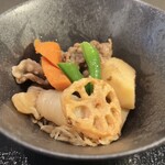 オーサカテーブル ハル - 黒毛和牛の肉じゃが