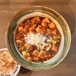 すするか、すすらんか。 - 麻婆豆腐ラーメン鯖節追飯 1,350円