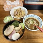 村岡屋 - つけ麺並250gねぎ増し煮卵 ネギチャーシュー丼