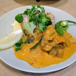 Jose Luis - イベリコ豚のロースト レッドカレーソース バターライス添え