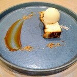 Jose Luis - バスクチーズとルレクチェのソルベキャラメルソース