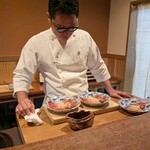 甘海老の仕上げをされるにしぶちさん